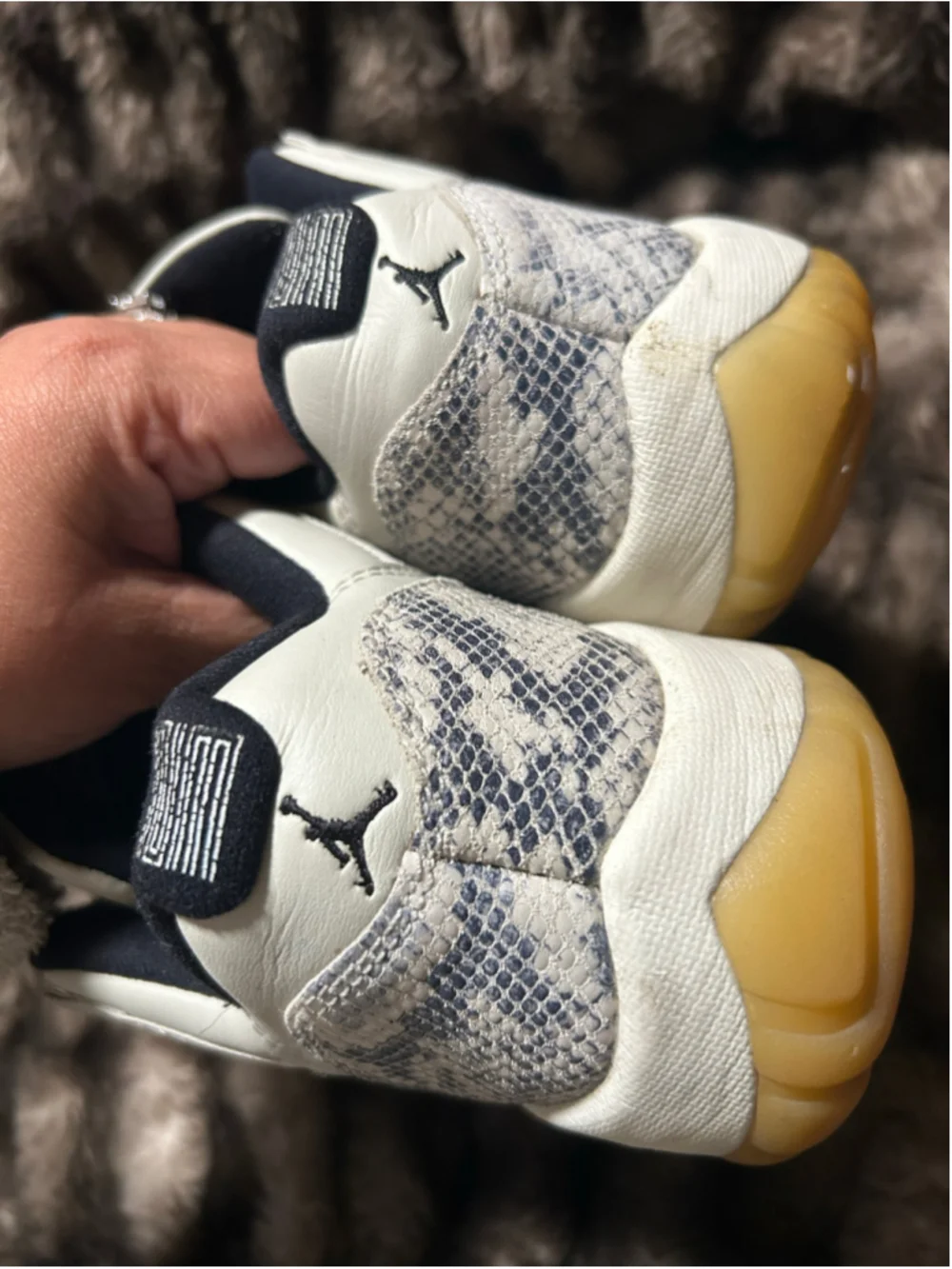 Men's Jordan 11 Low Snakeskin Sneakers White Grey Size 9